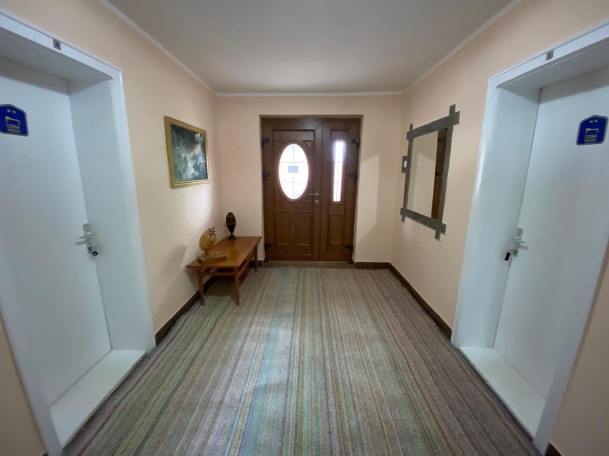 Hotel Konaci Nikola Banja Vrujci Gornja Toplica Exterior foto